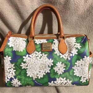 Fair Condition Dooney & Bourke White Hydrangea Blue Background Satchel, NO Strap